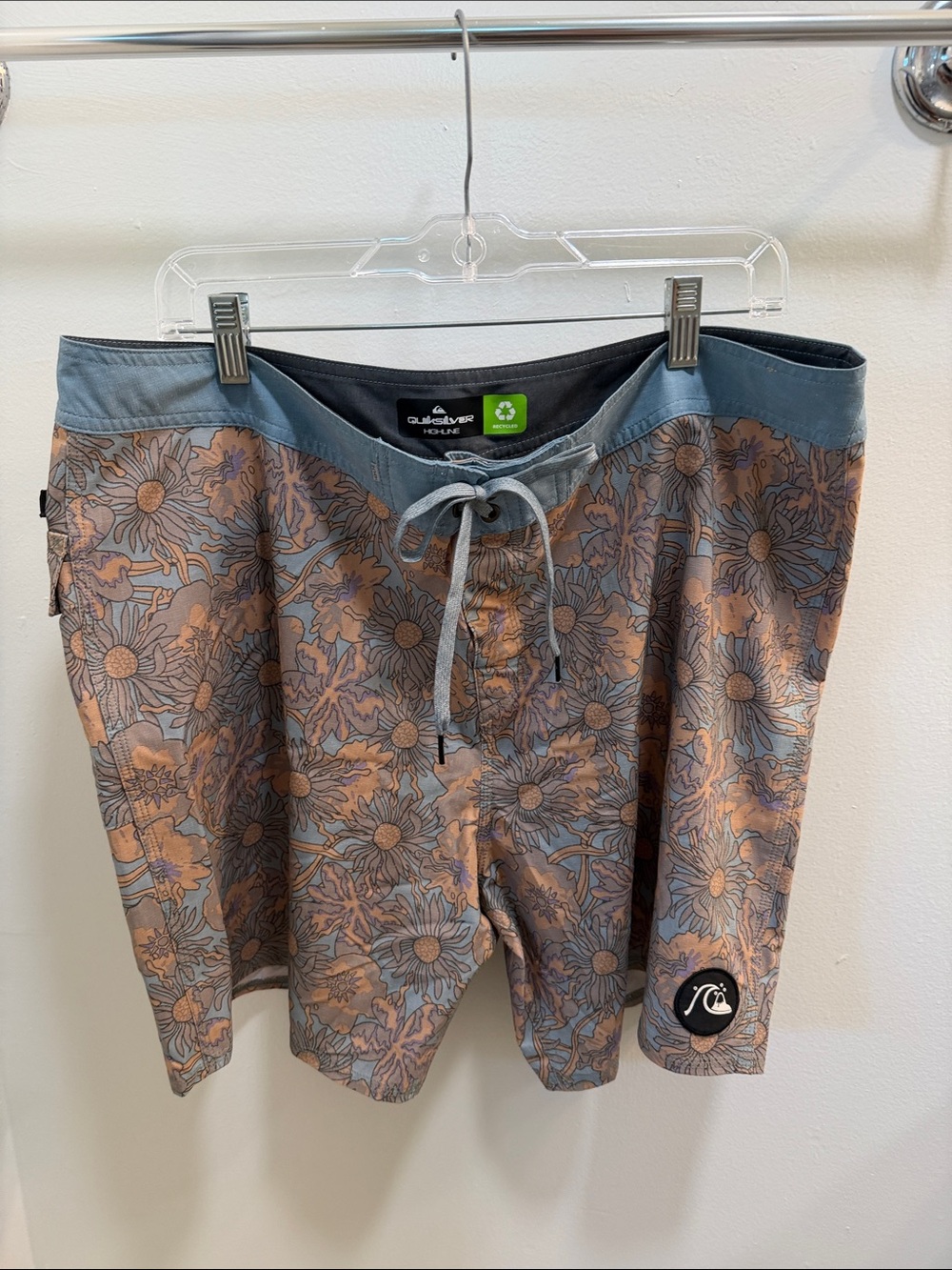 Quiksilver Men’s Floral Boardshorts - Blue & Peach